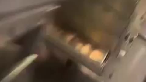 niggers pop it off South Carolina QuikTrip