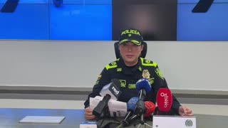 policía