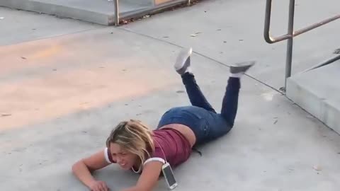 😂🎮 Wait For The Epic Fail While Trying To Grind! | FunFM
