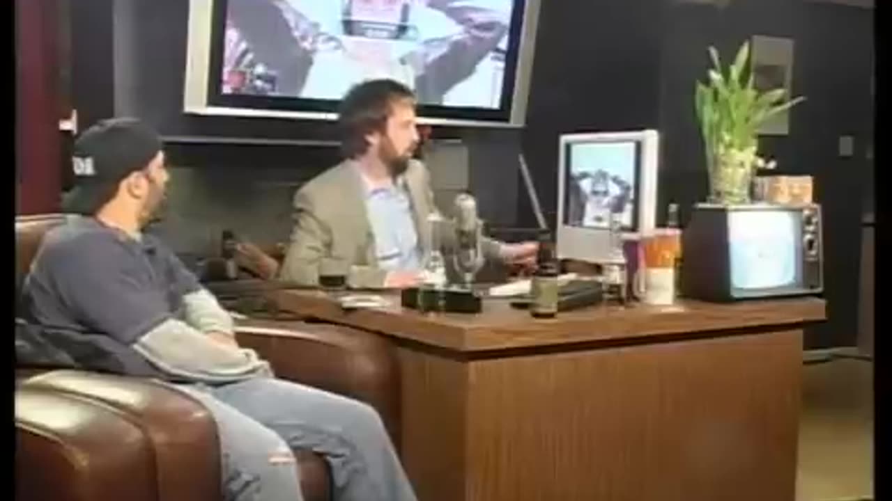 Tom Green Live - Joe Rogan (2007-03-27) (360p)