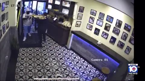 Man Knocks Over A Server's Tray in Miami on Mother's Day