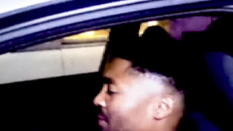 Shocking Video Captures Calm Police Officers Handling Situation Nonviolently