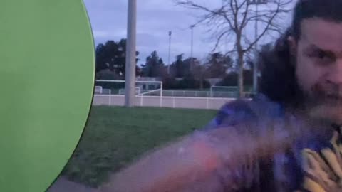 et que la magie de Noël éclaire chacun de vos pas. Joyeux Noël à tous 🎄 »