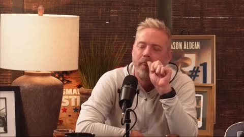 John Rich shares the Conversation that got TRUMP to STOP talking about the COVID vaccine