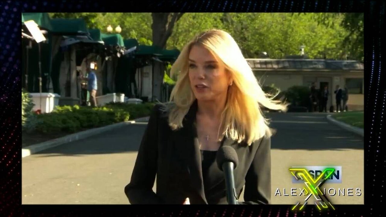 FBI Whistleblower Responds To Videos Of The DOJ Wildly Contradicting Itself