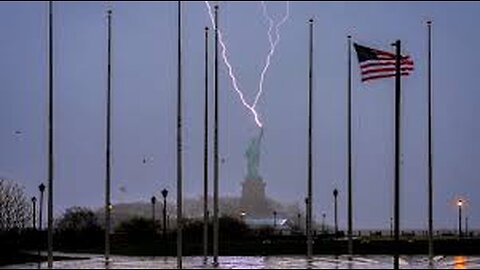 Lightning STRIKES Statue of Liberty ⚡🗽