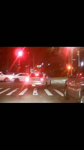 Driver gets caught doing hit and run in front of unmarked cop, Instant Karma