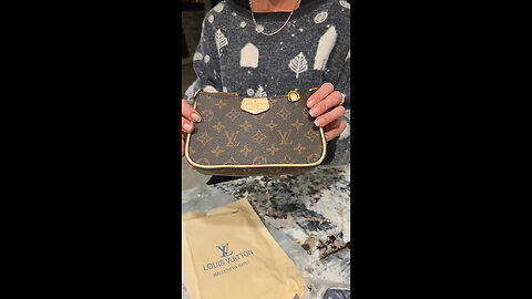 Susan Edwards mystery box #live unboxingmystery.com