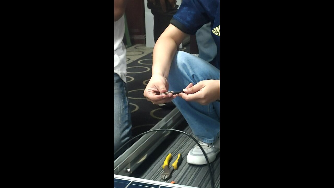 BASIC SOLAR TUTORIAL