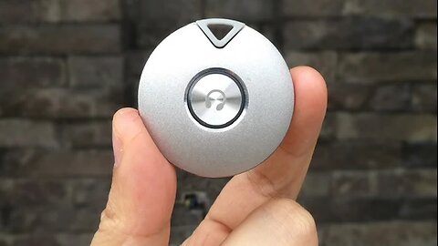 The World's First CD-quality Bluetooth Adapter to Make Any Headphones Wireless