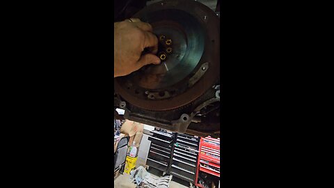 Aisin AR5 5spd RWD manual transmission - loose flywheel bolts - 2012 Chevy Colorado
