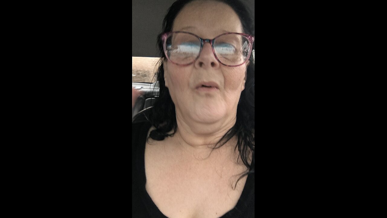 davisdesires is all wet