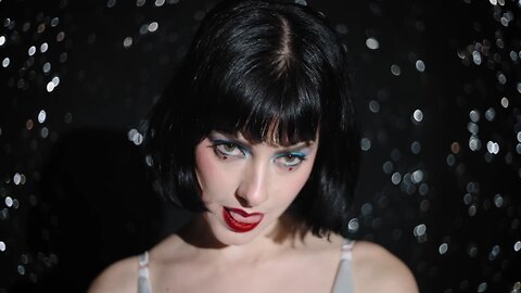 Lola Blanc - Everybody (Music Video) [2025]