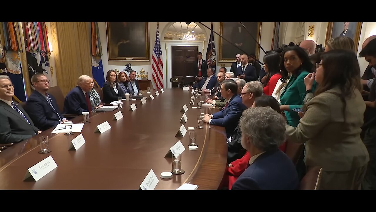 Trump CALLS OUT Reporter for Being “Unprepared” in Fiery Exchange