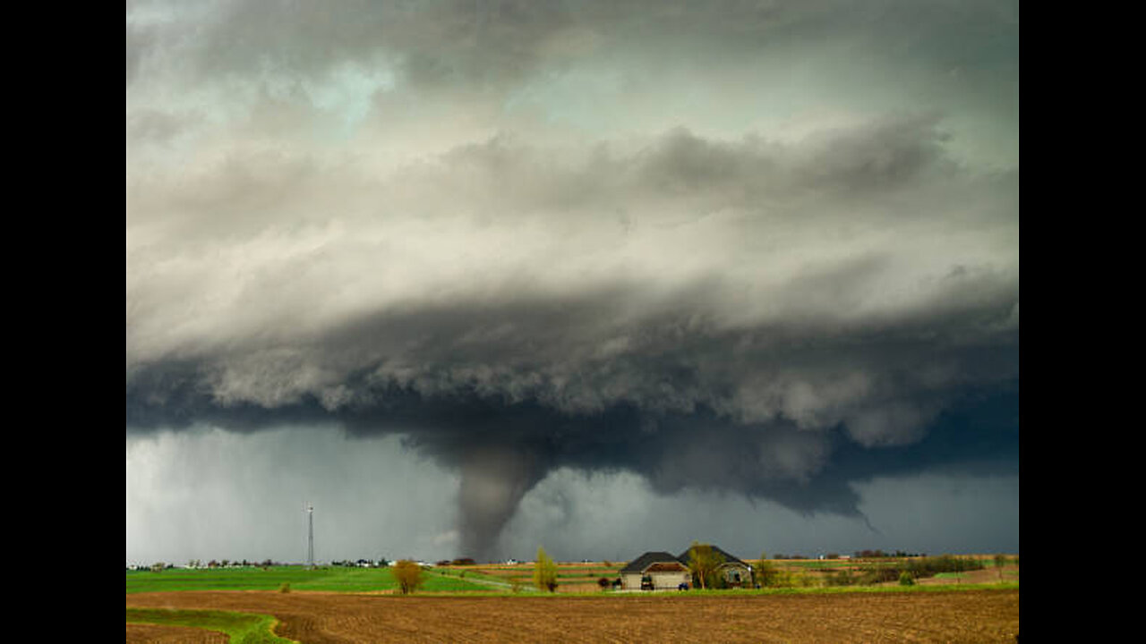 Here we go again. Lots of weather oy breaks and tornado watches. Flipping through streams.