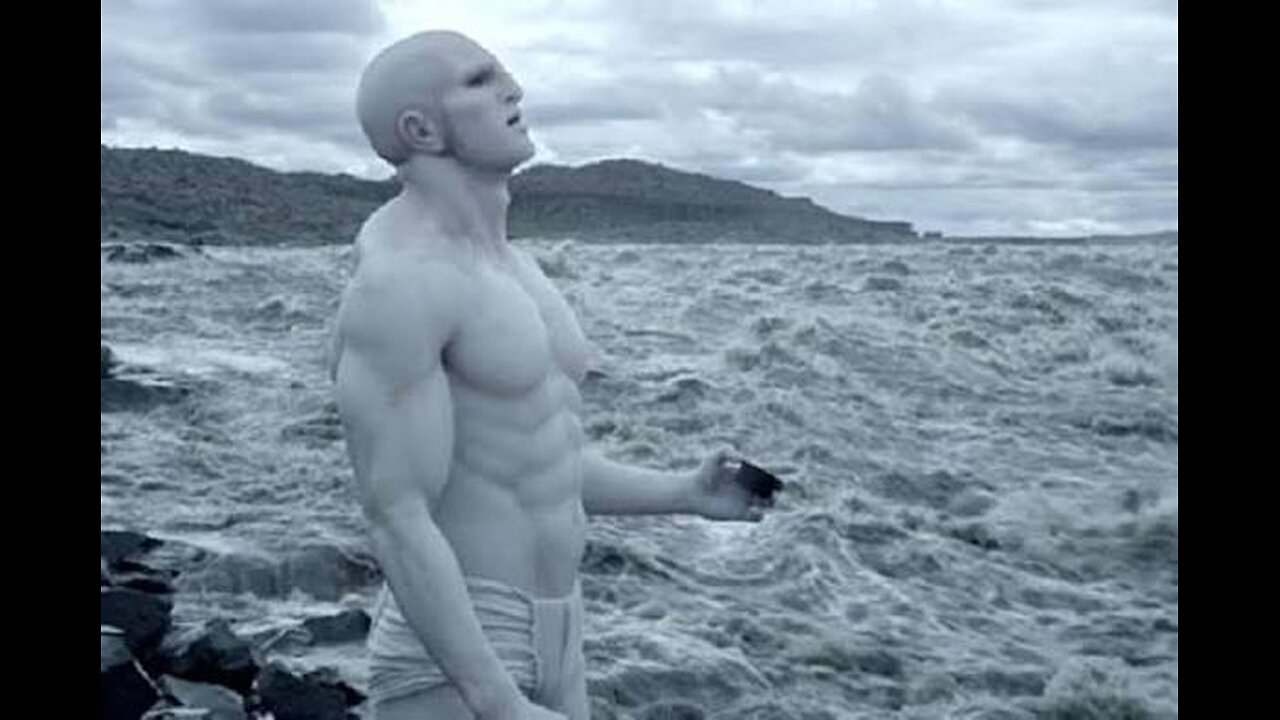 Prometheus - Engineers opening and awakening scene