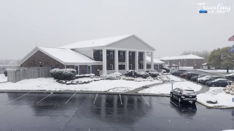 FIRST SNOWFALL OF FALL 2025 IN INDIANAPOLIS: A PEACEFUL CITY TRANSFORMATION