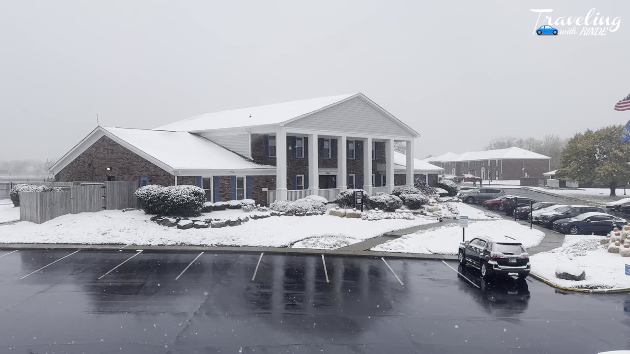 FIRST SNOWFALL OF FALL 2025 IN INDIANAPOLIS: A PEACEFUL CITY TRANSFORMATION