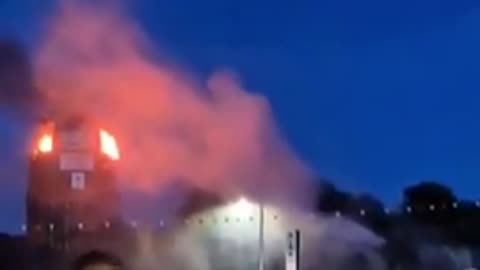 Ireland： Immigrants get out ... Boat Bonfire 2