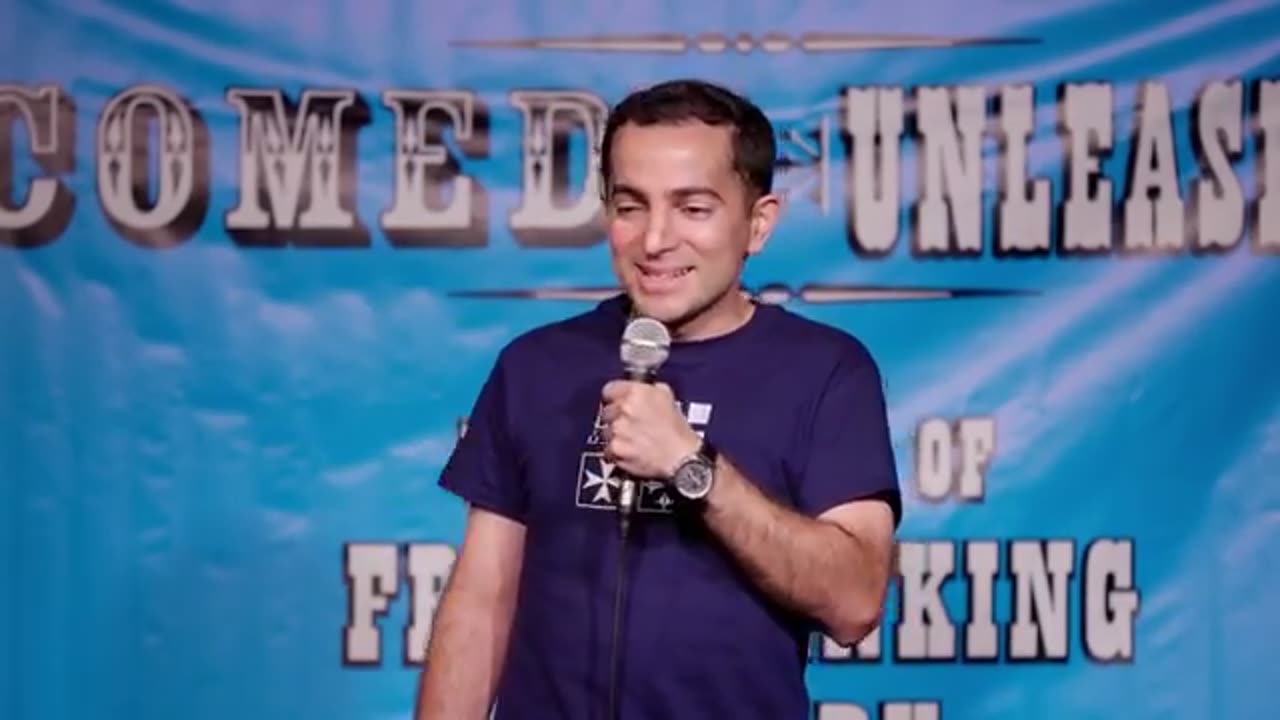 Comedian Nicholas de Santo - Arabic Is Funny