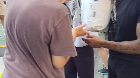 Gaza needs food and water. NYPD cops must stop harassing protesters.
