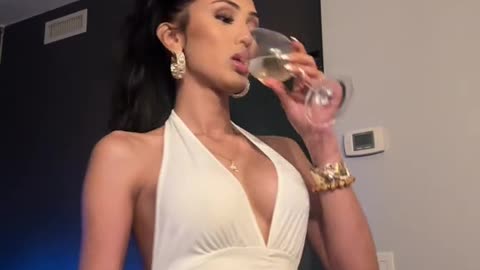 This is cool your tgirl