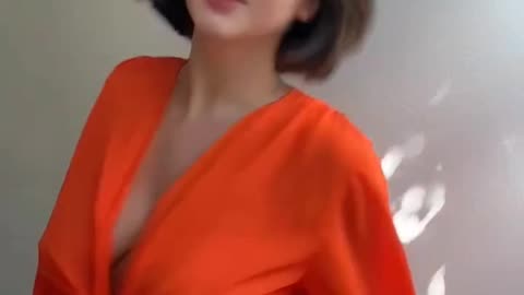 Hot sexy girl - Do you like my dance?