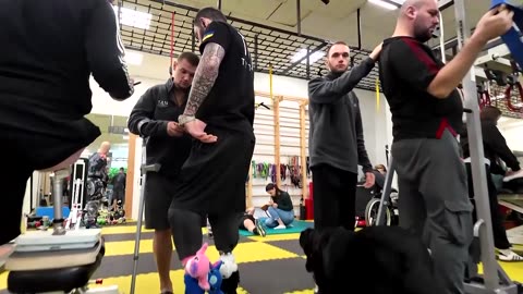 Dog with prosthetic paws gives Ukraine war veterans strength to heal