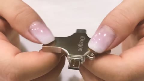 The Portable 4-in-1 Flash Drive for Backing Up Any Smartphones