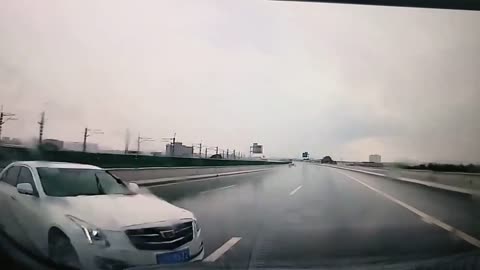 🤯🚗 You Won't Believe How This Driver Handles the Highway! | FunFM
