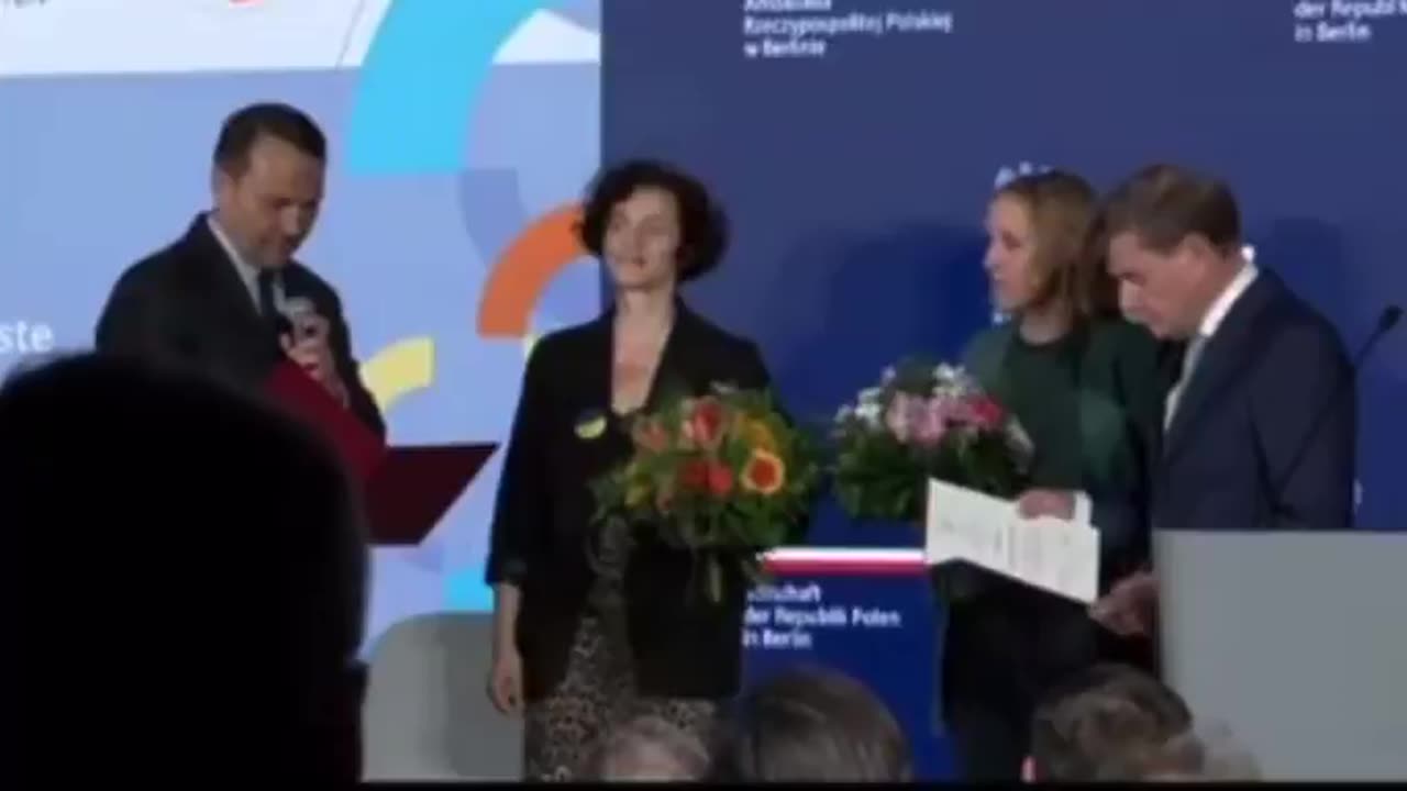 Brawo zdRadek๐๐๐