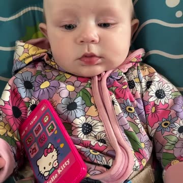 baby kayla’s hello kitty toy phone fun time 📞🐱