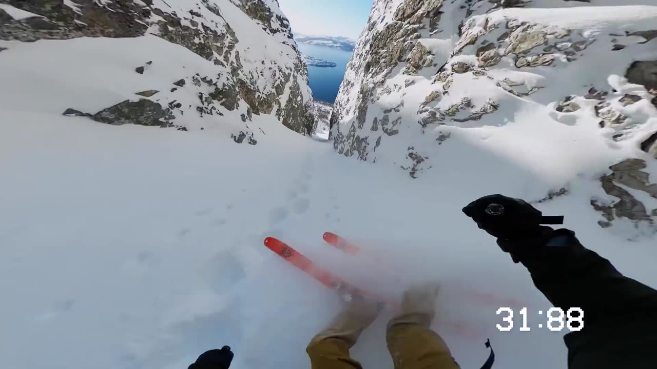 Snowboard vs. Ski | Which is Faster?