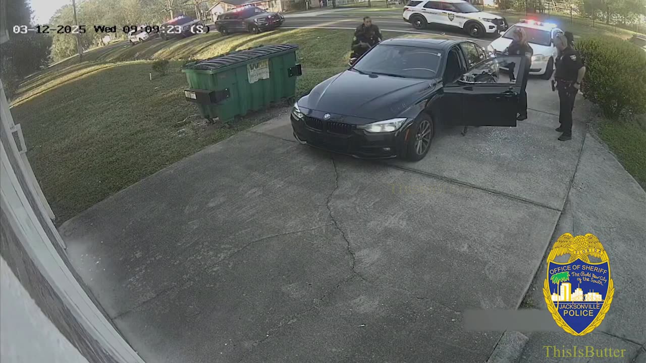 Jacksonville officer fatally shoots suspect when he shot, injured officer during traffic stop