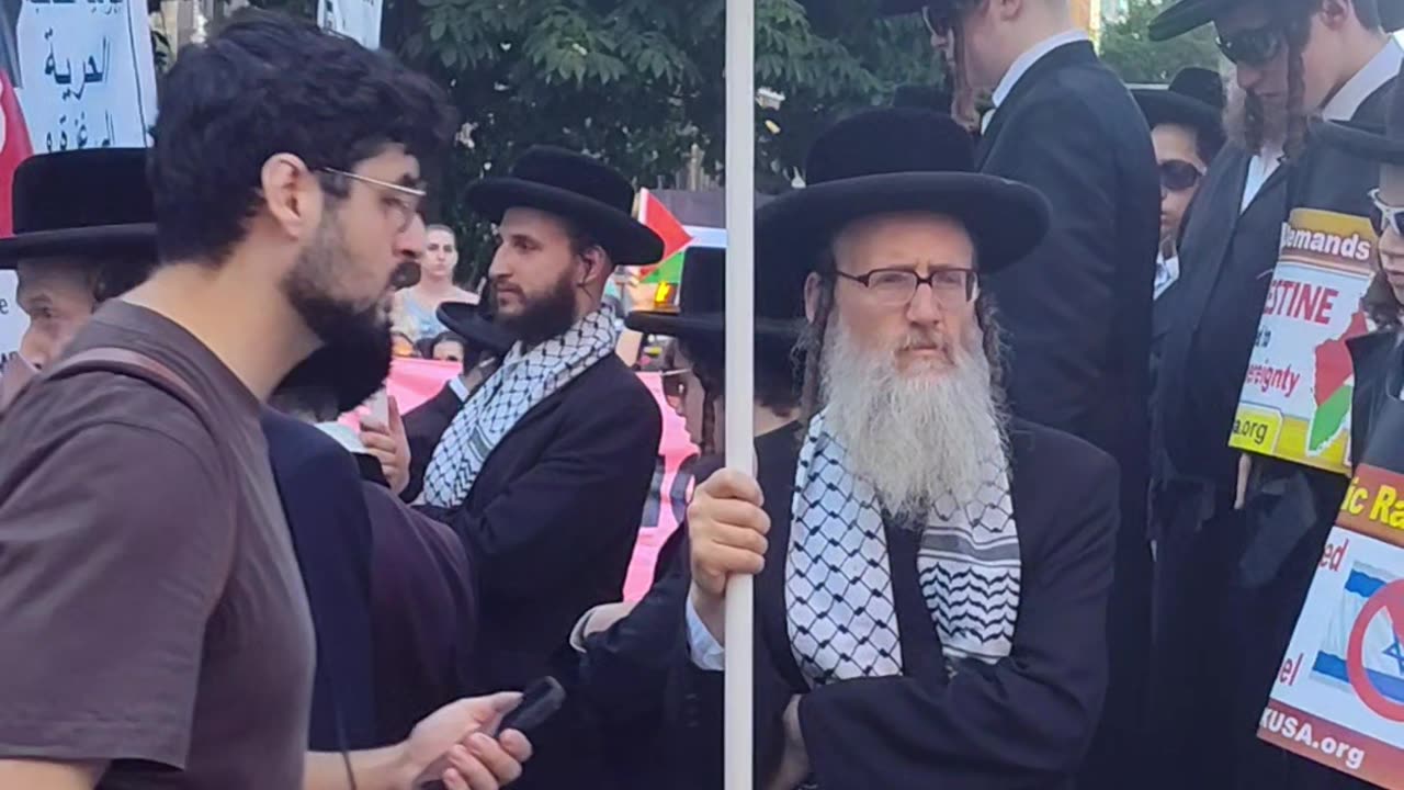 New Yorkers "RISE UP FOR GAZA"