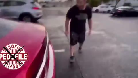 Child Predator Confronted and Stopped for Trying to Meet a Minor! 🚨