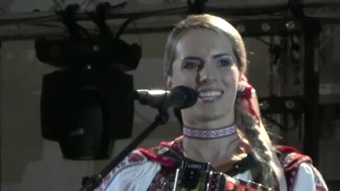 Dievča z Oravy - Vlasta Mudríková ...