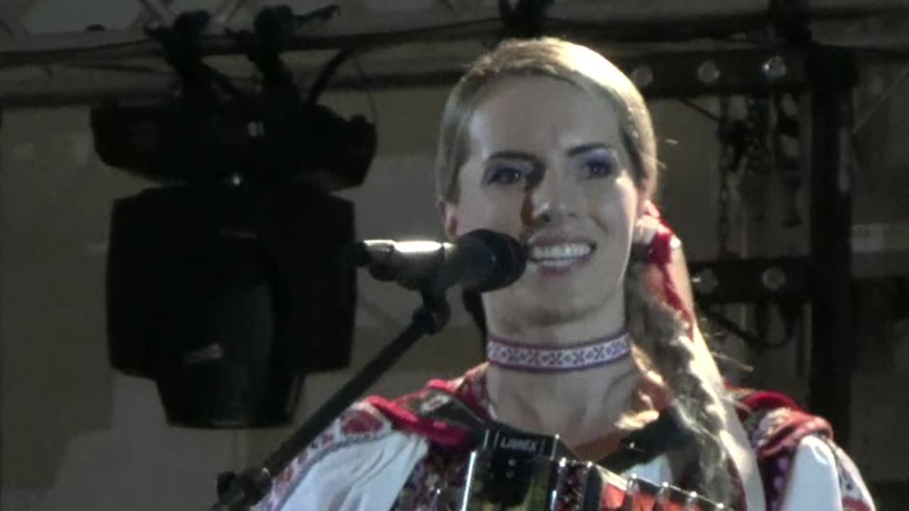 Dievča z Oravy - Vlasta Mudríková ...