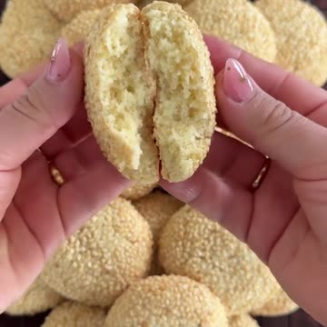 Baqsome or Baksum kurdish coconut and sesame seed cookies