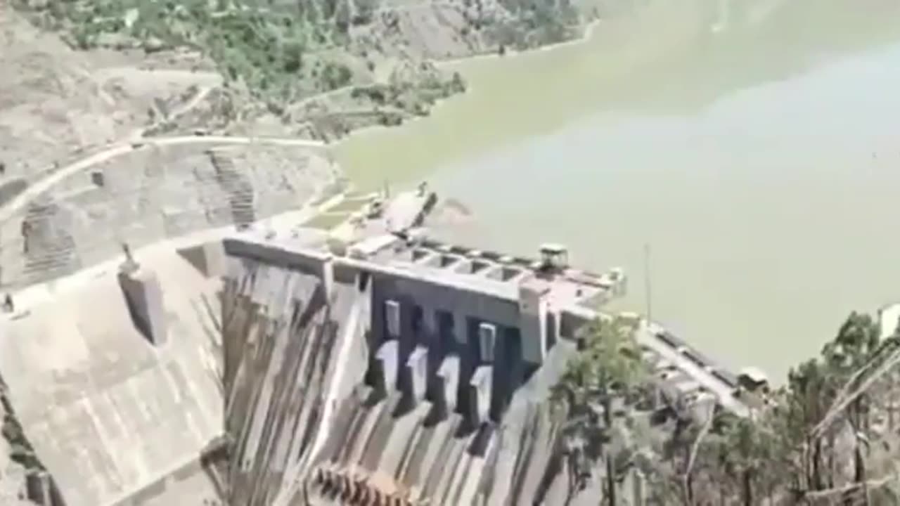 India stops flow of Indus River to Pakistan