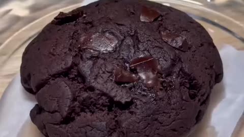 1-Minute Microwave Cookie | Soft, Gooey & Made in a Mug!