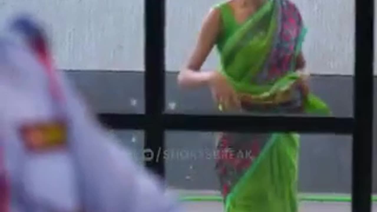 Ashish Comedyshella Colletion