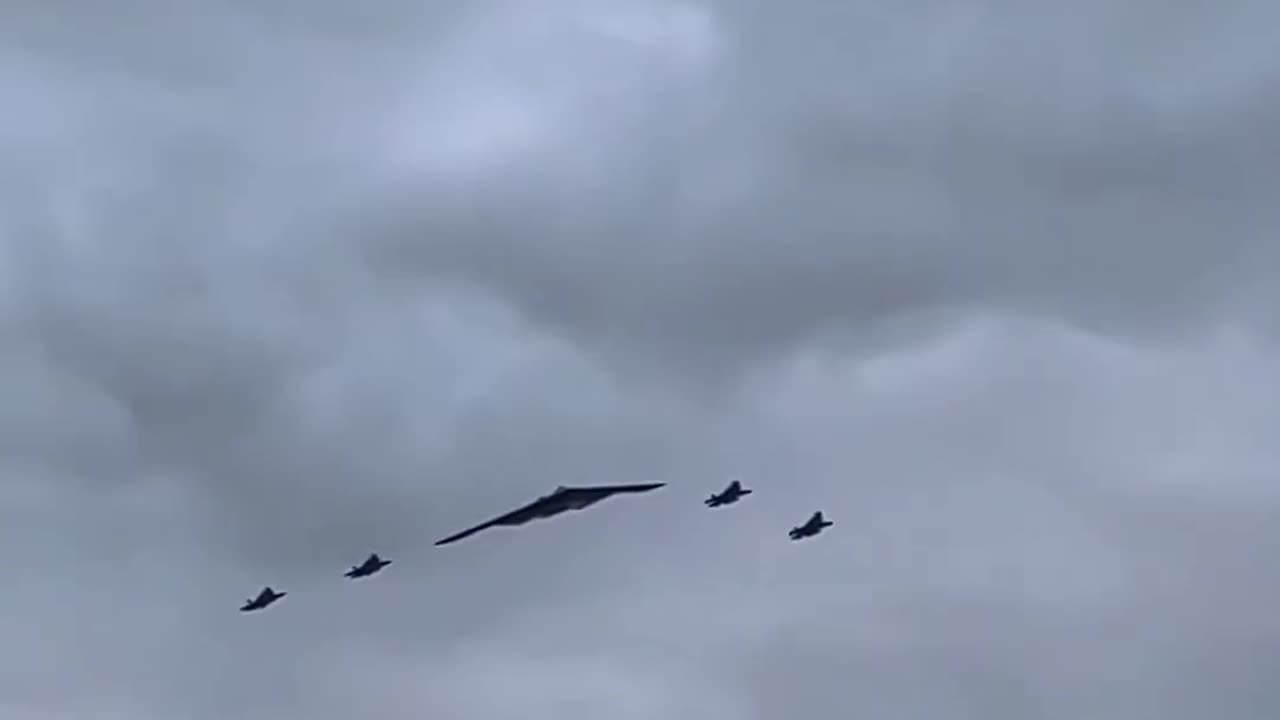 Trump Fly's a B2 Right Over Putin's Head