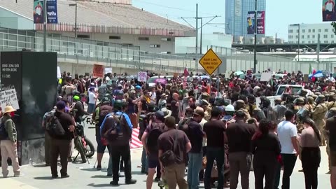 Protesters pushed back in Los Angeles after National Guard deployed