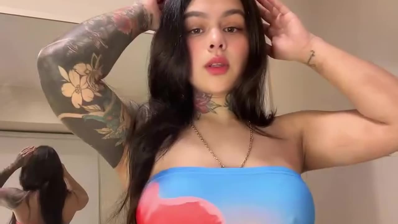 🍑 Searching For The Girl In The Mirror 💯🔥