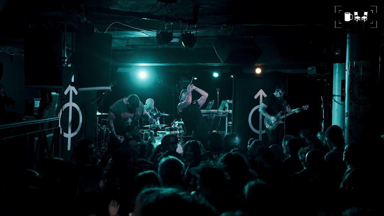 The Fear live at the The underwolrd - Part 4 | Cupchairs.com