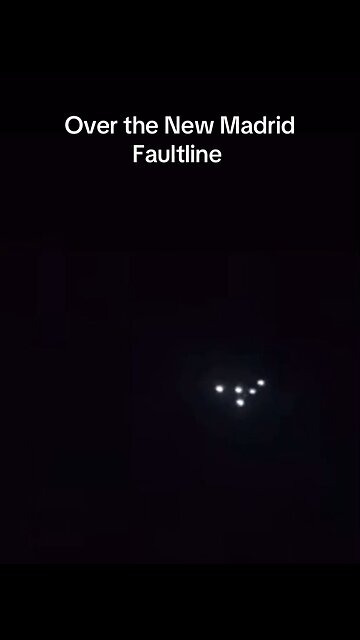 Strange groups of lights appear in St Peter Missouri