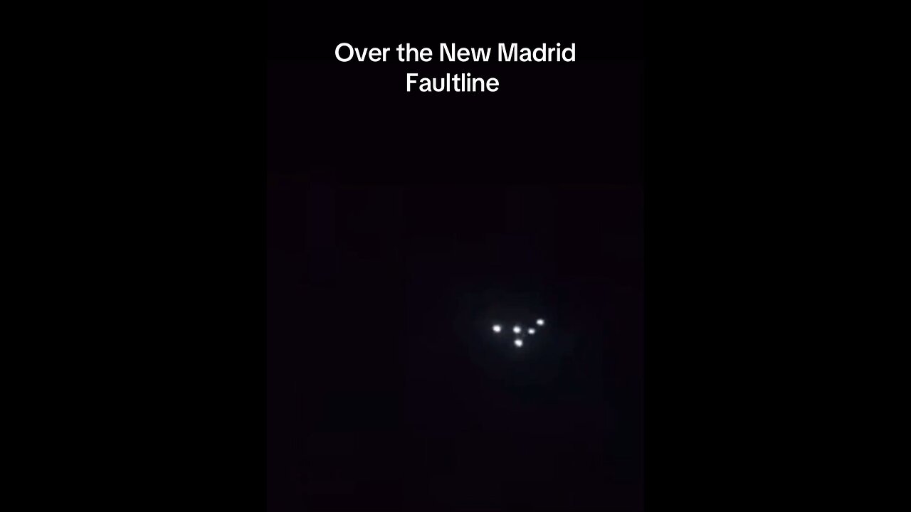 Strange groups of lights appear in St Peter Missouri