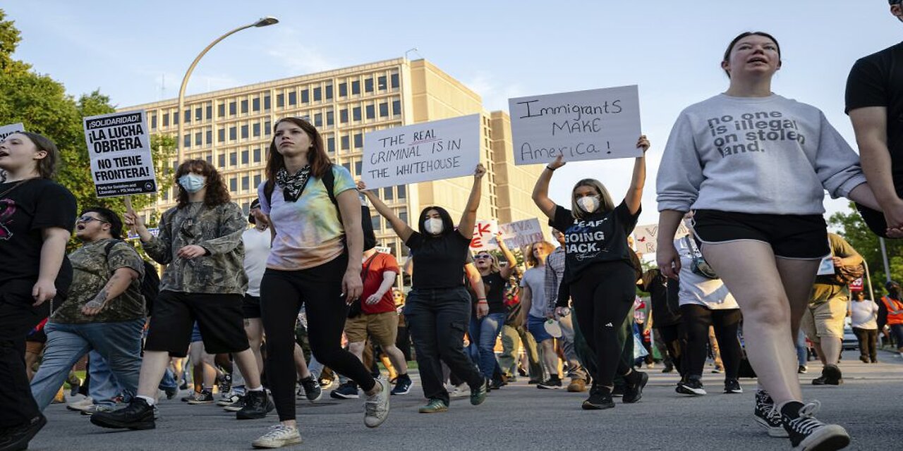 Administration Returns to Long-Dormant Immigration Registration Law