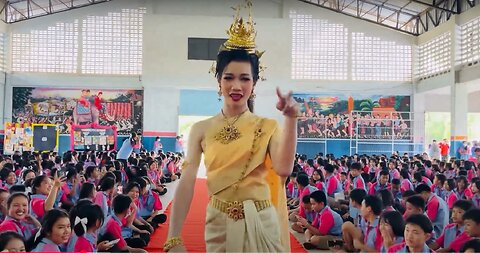 👑 Stunning Thai Teen Girls Beauty Pageant at Rural School | Elegance & Culture 🌸✨